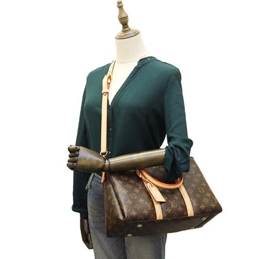 Louis Vuitton Saffron MM Shoulder Bag Monogram